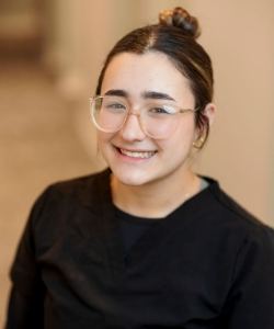 Meet dental  assistant Leah